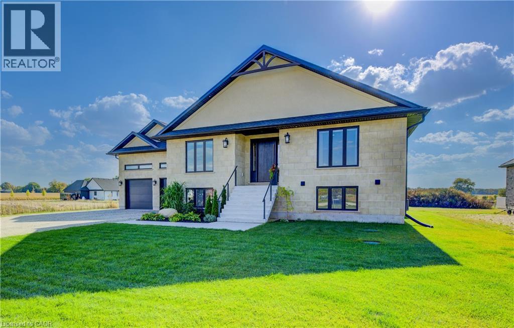 43711 Adelaide Street, Cranbrook, Ontario  N0G 1H0 - Photo 2 - 40773910