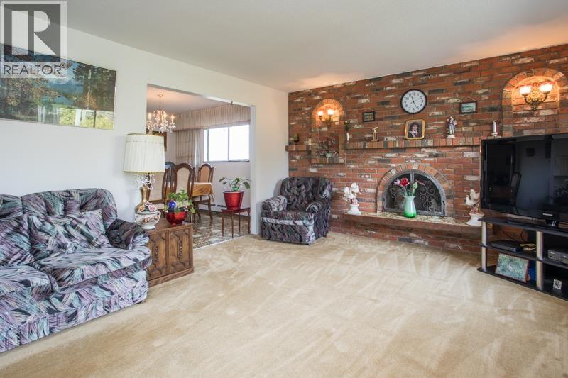 635 E Keith Road, North Vancouver, British Columbia  V7L 1W4 - Photo 12 - R3056341