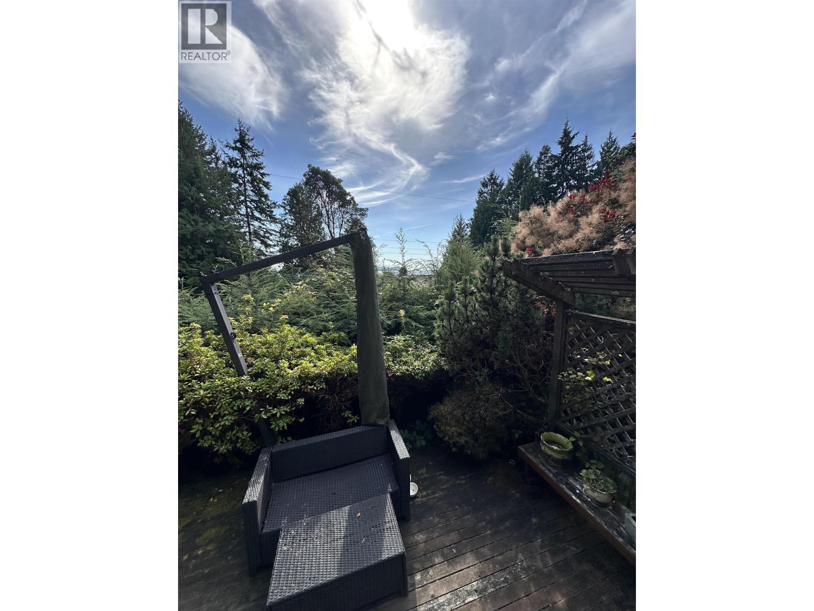 4110 Burkeridge Place, West Vancouver, British Columbia  V7V 3M9 - Photo 30 - R3050575