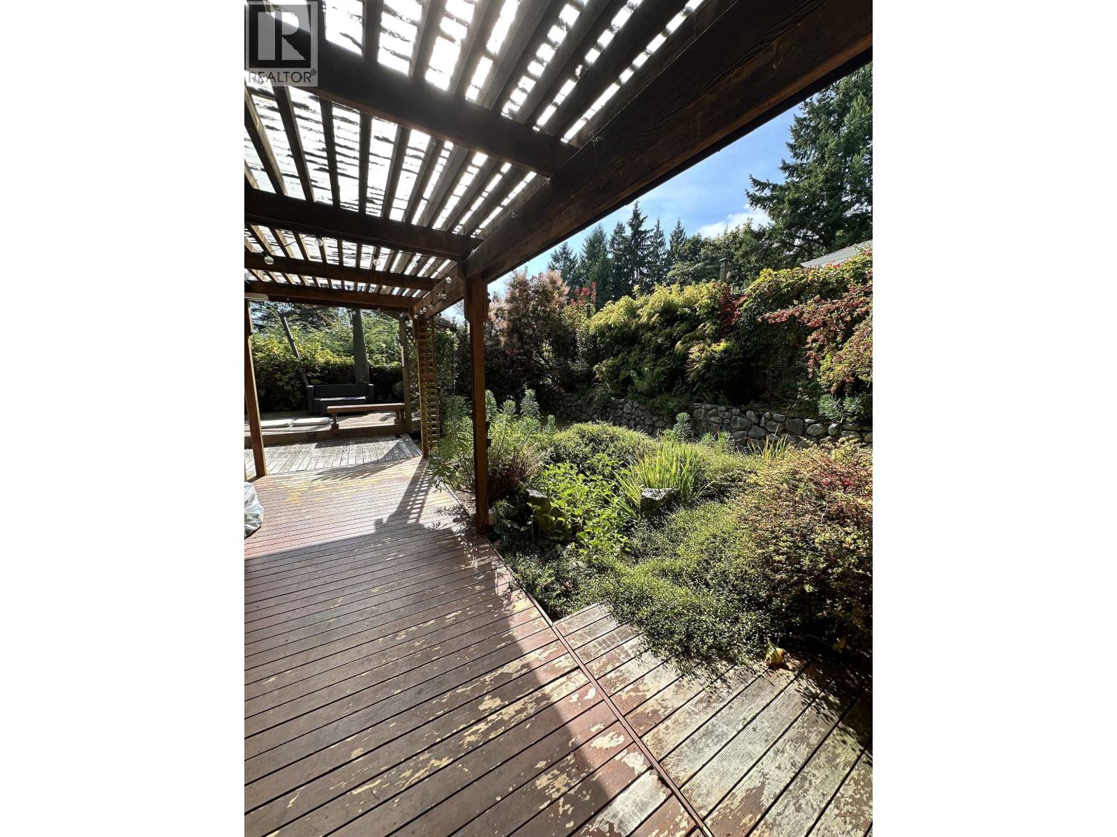 4110 Burkeridge Place, West Vancouver, British Columbia  V7V 3M9 - Photo 27 - R3050575