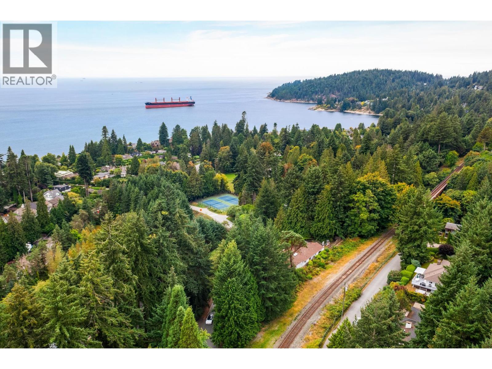 4110 Burkeridge Place, West Vancouver, British Columbia  V7V 3M9 - Photo 37 - R3050575