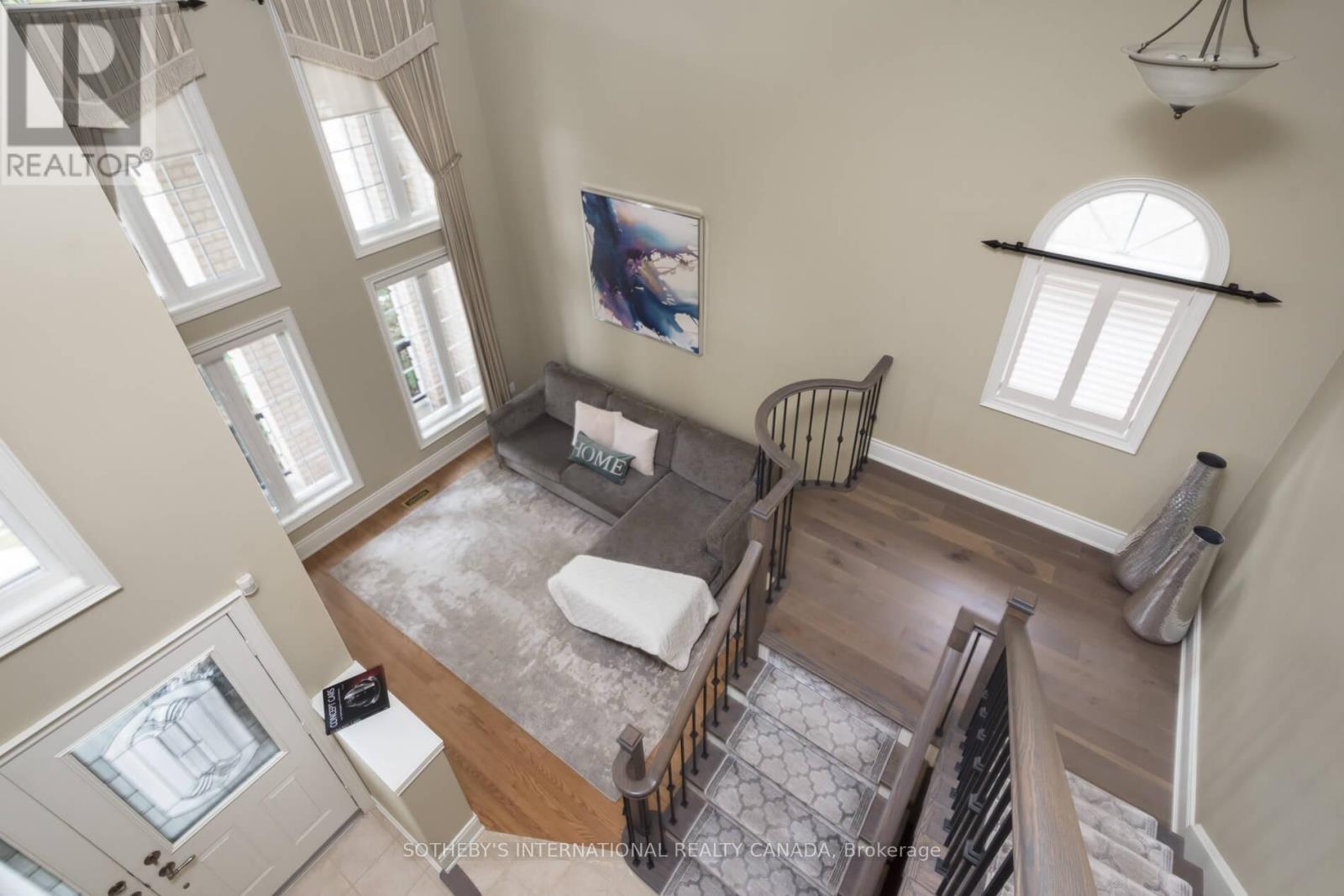 16 Saint Clare Boulevard, Vaughan, Ontario  L4H 2A2 - Photo 9 - N12396455