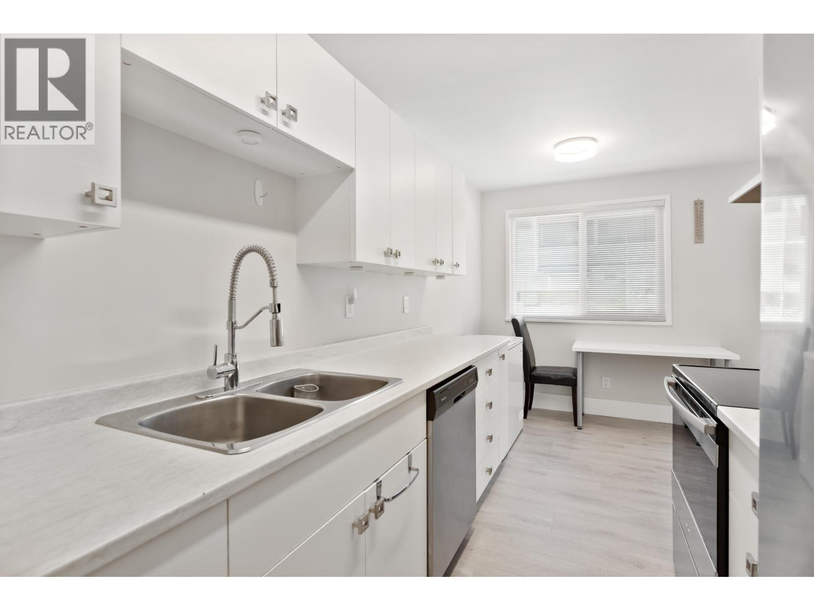 107 12096 222 STREET, Maple Ridge, British Columbia