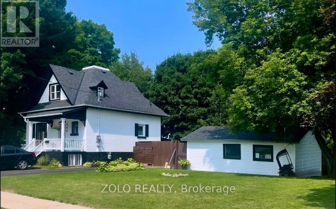 244 Hugel Avenue, Midland, Ontario  L4R 1T2 - Photo 2 - S12420254