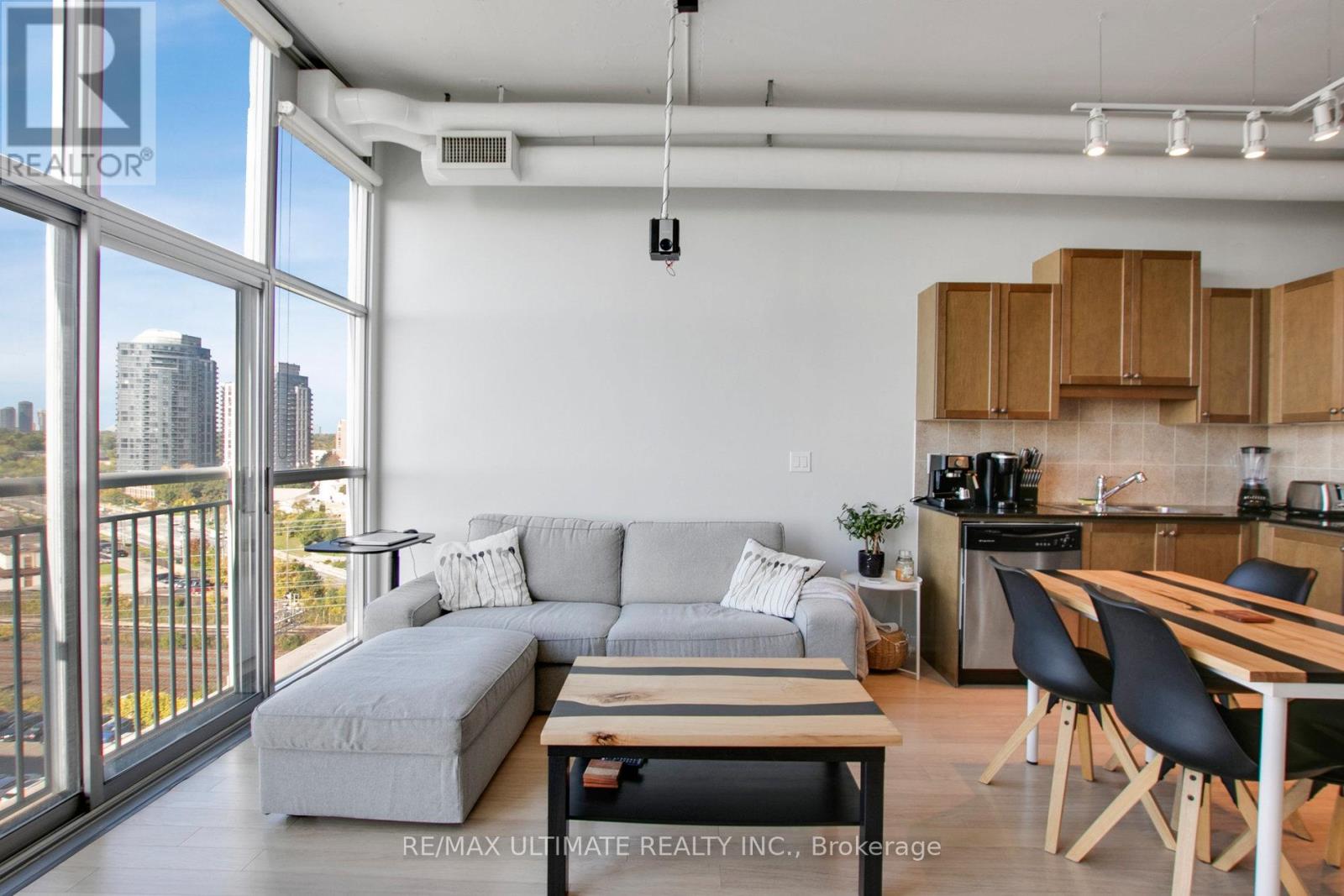 912 - 2 Fieldway Road, Toronto, Ontario  M8Z 0B9 - Photo 9 - W12447896