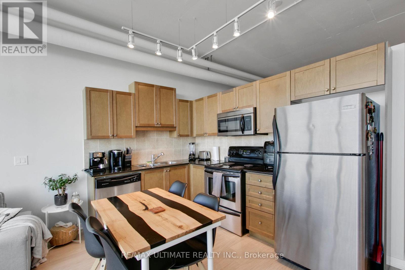 912 - 2 Fieldway Road, Toronto, Ontario  M8Z 0B9 - Photo 14 - W12447896