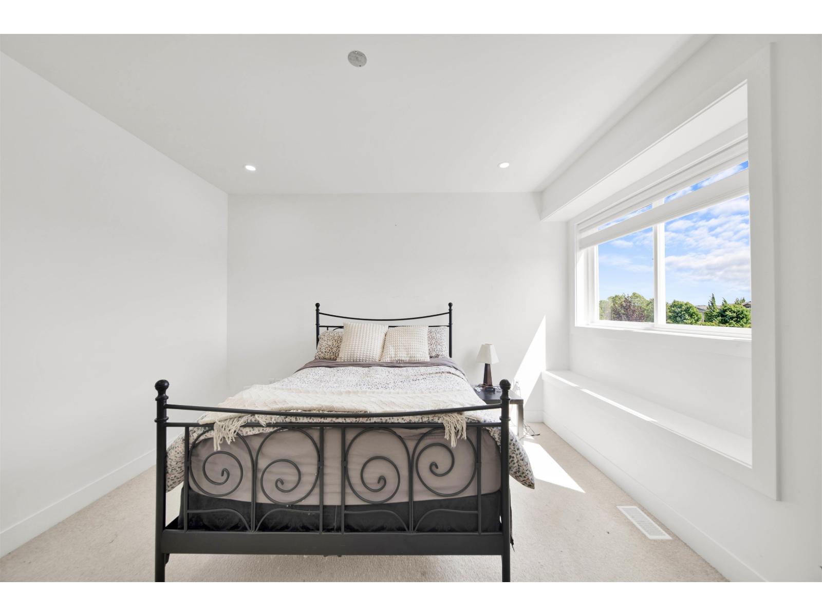 19415 70 Avenue, Surrey, British Columbia  V4N 1N2 - Photo 10 - R3055239