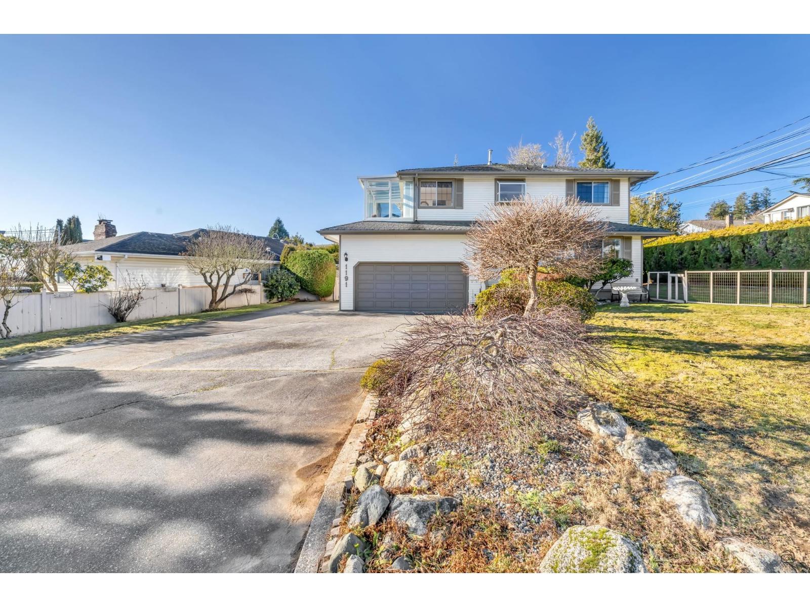 1191 Finlay Street, White Rock, British Columbia  V4B 4K9 - Photo 2 - R3055859