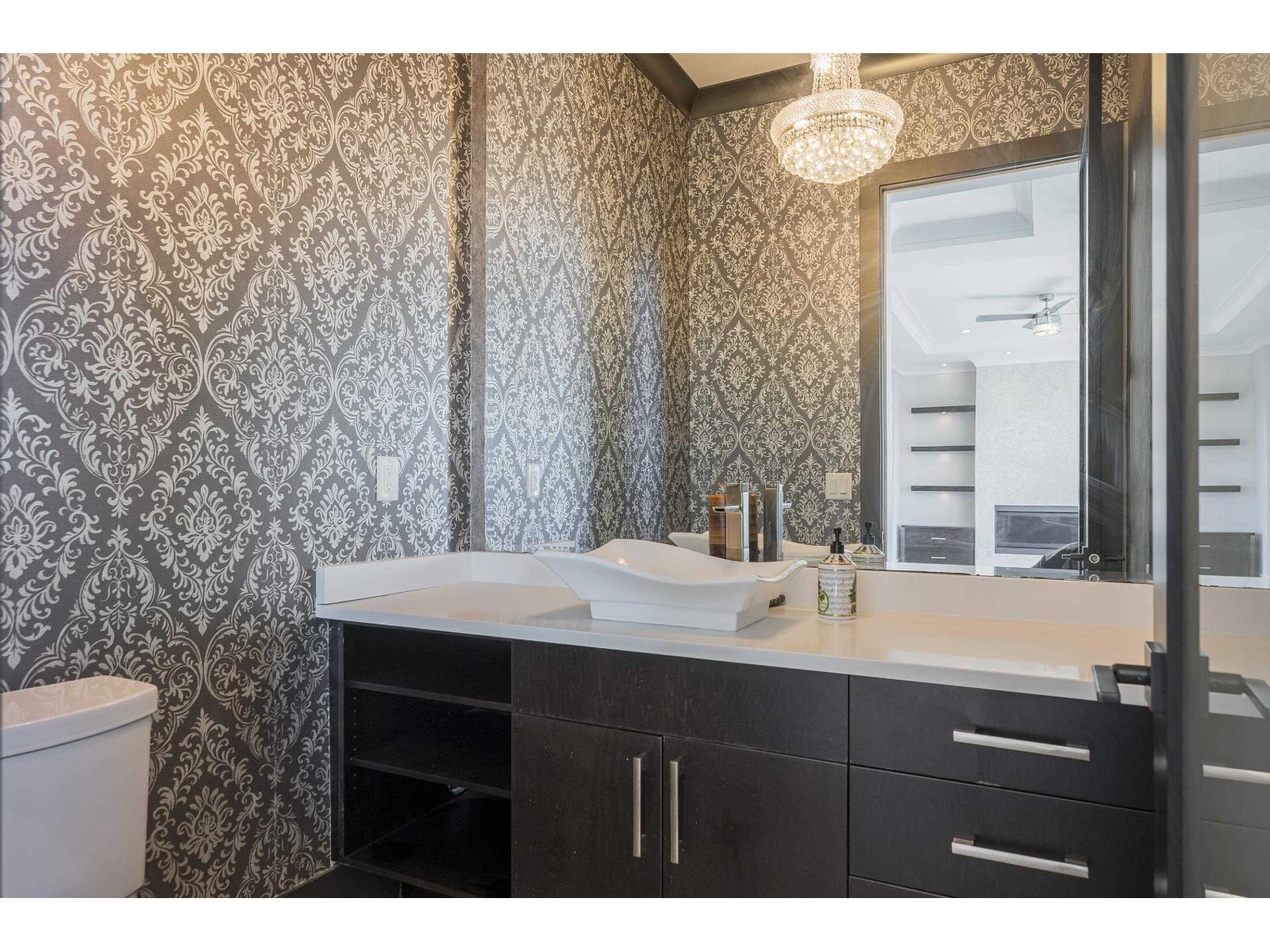 36420 Epworth Court, Abbotsford, British Columbia  V3G 0B2 - Photo 12 - R3056169