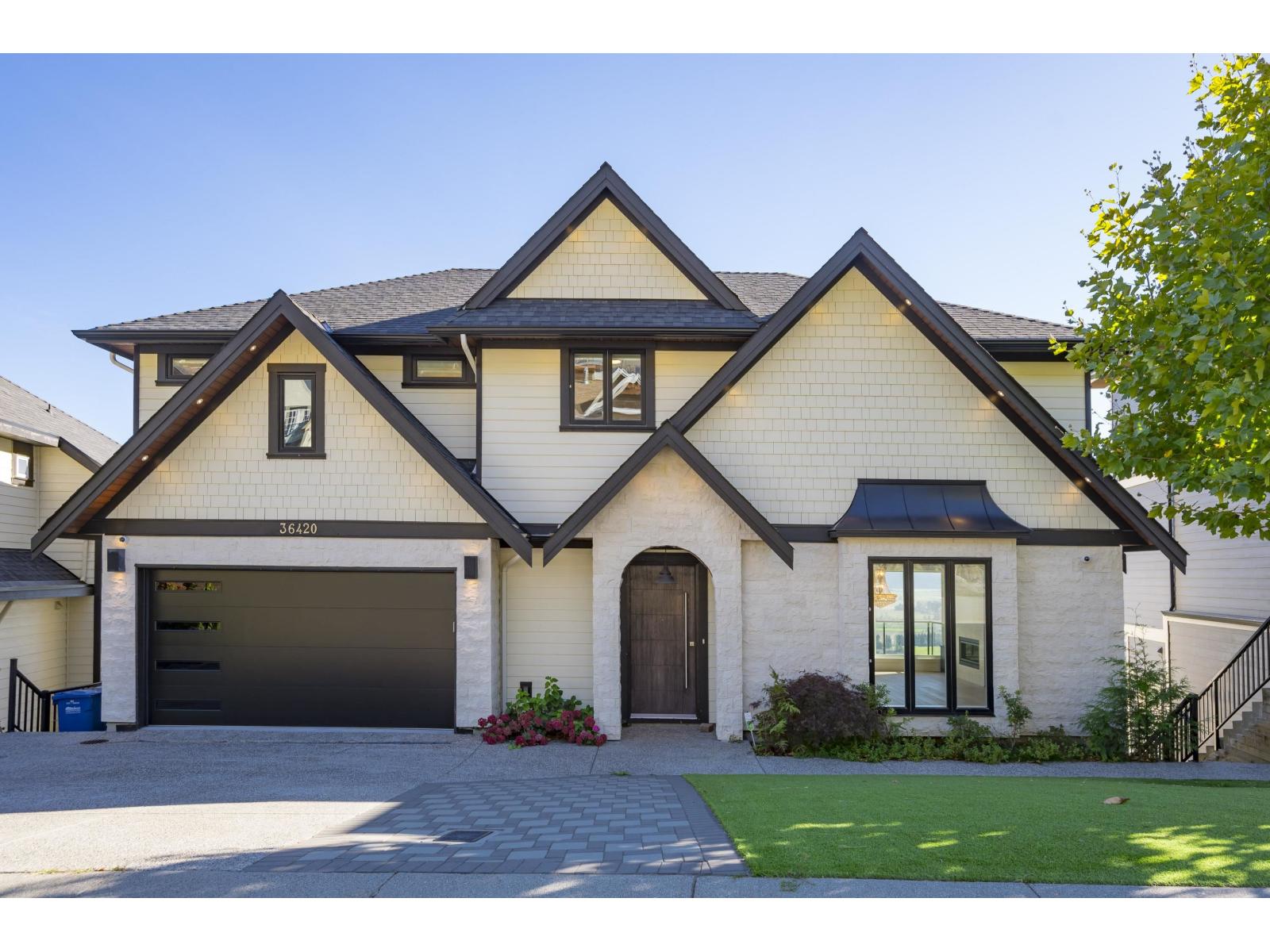 36420 Epworth Court, Abbotsford, British Columbia  V3G 0B2 - Photo 2 - R3056169