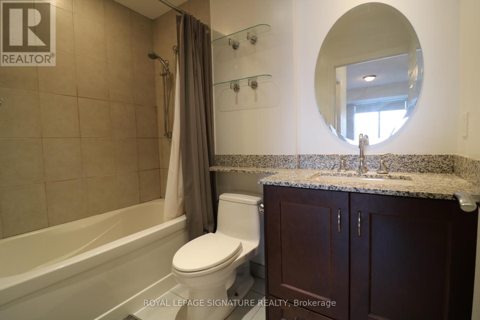 1702 - 35 Balmuto Street, Toronto, Ontario  M4Y 0A3 - Photo 8 - C12450448