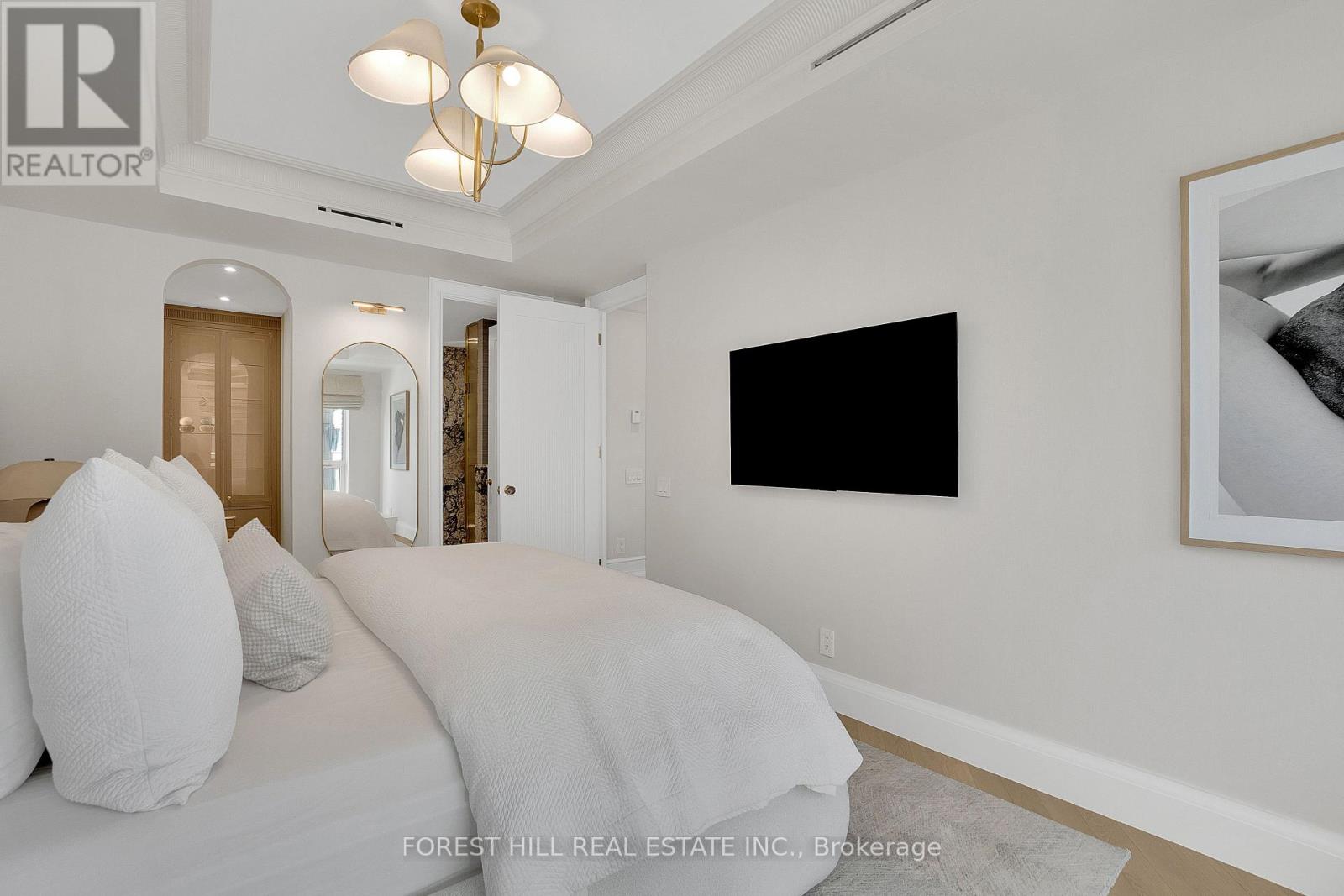 804 - 38 Avenue Road, Toronto (Annex), Ontario  M5R 2G2 - Photo 16 - C12450451