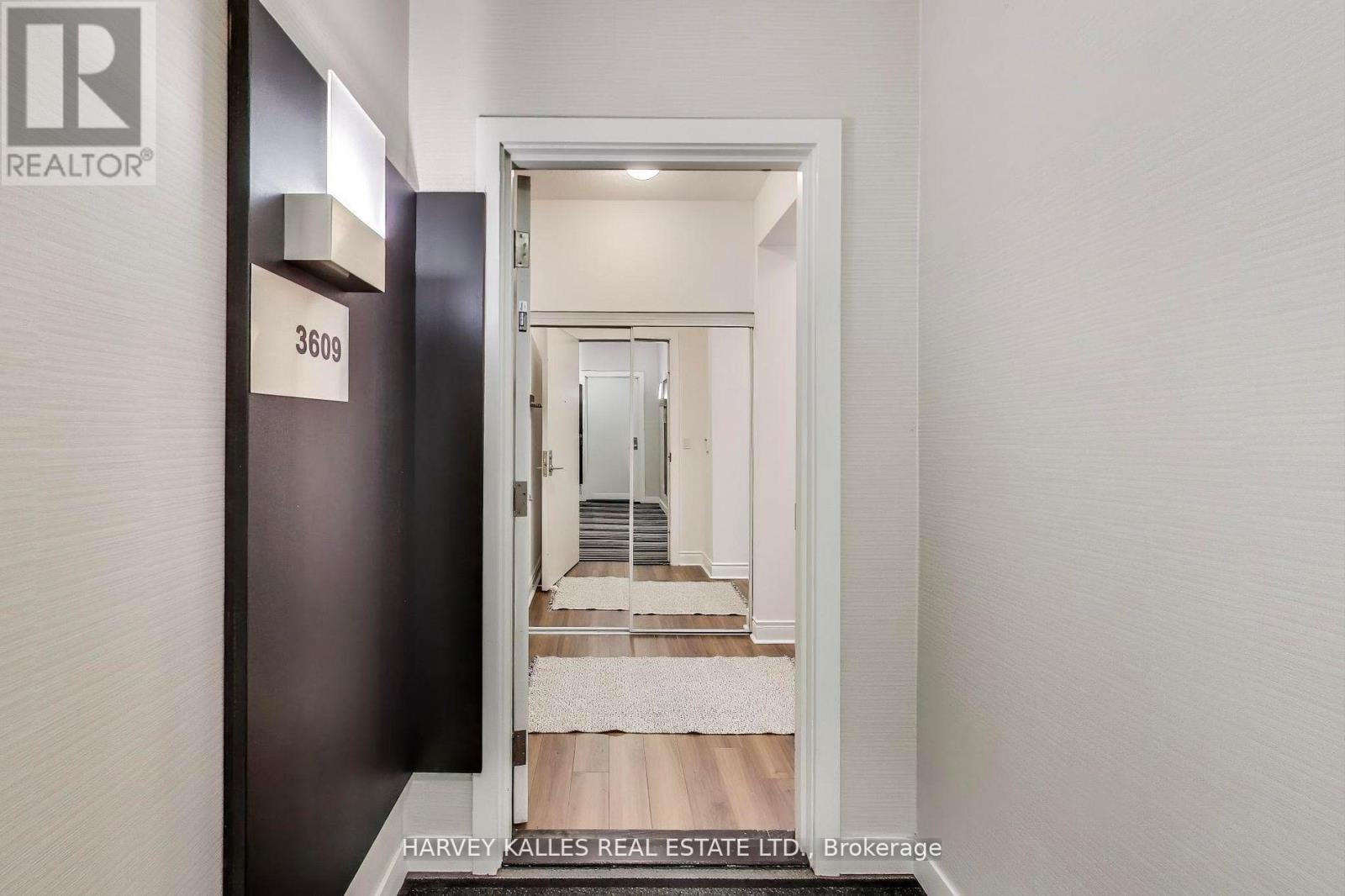 3609 - 28 Ted Rogers Way, Toronto (Church-Yonge Corridor), Ontario  M4Y 2J4 - Photo 17 - C12450453