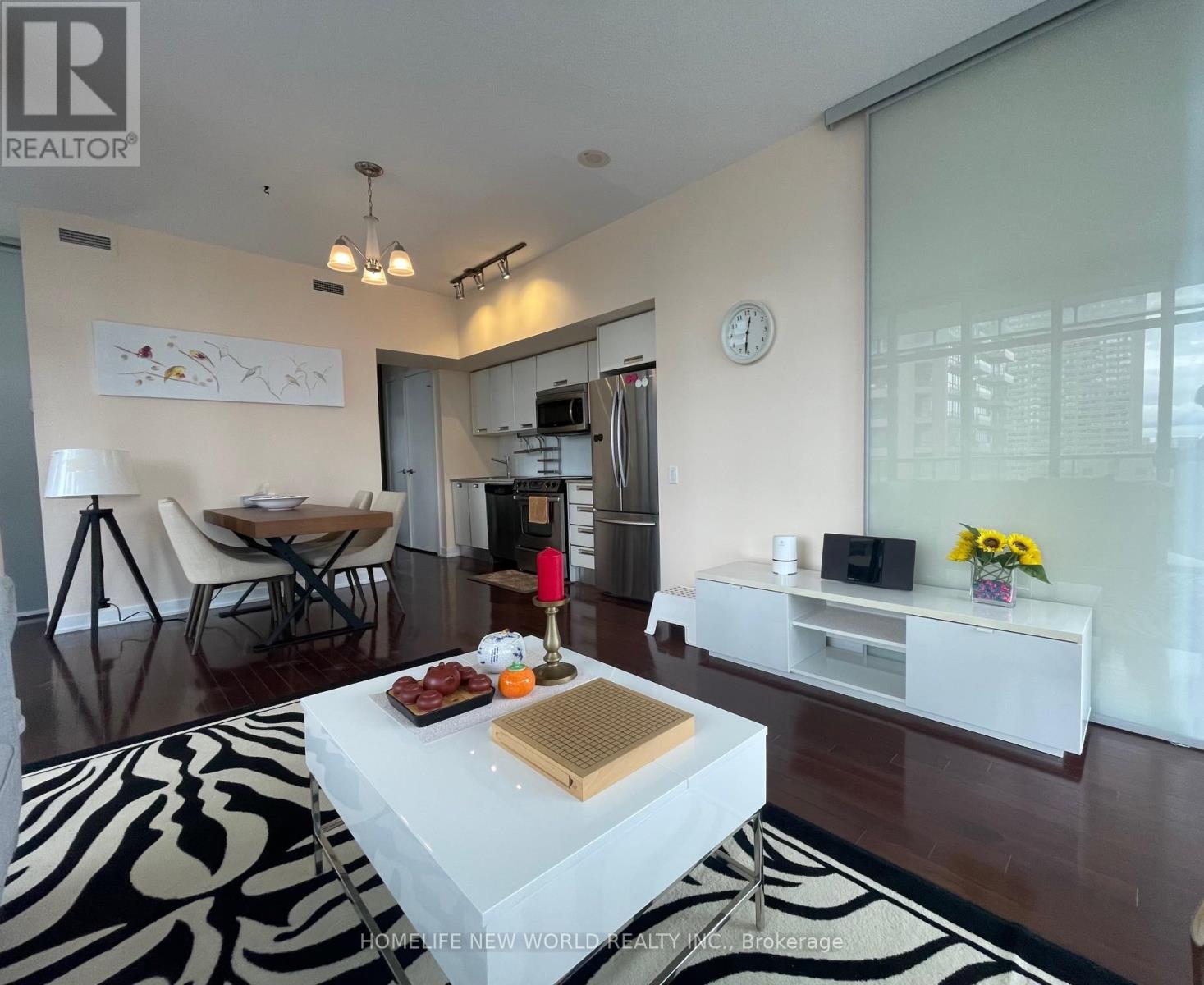2109 - 33 Charles Street E, Toronto, Ontario  M4Y 0A2 - Photo 11 - C12450473