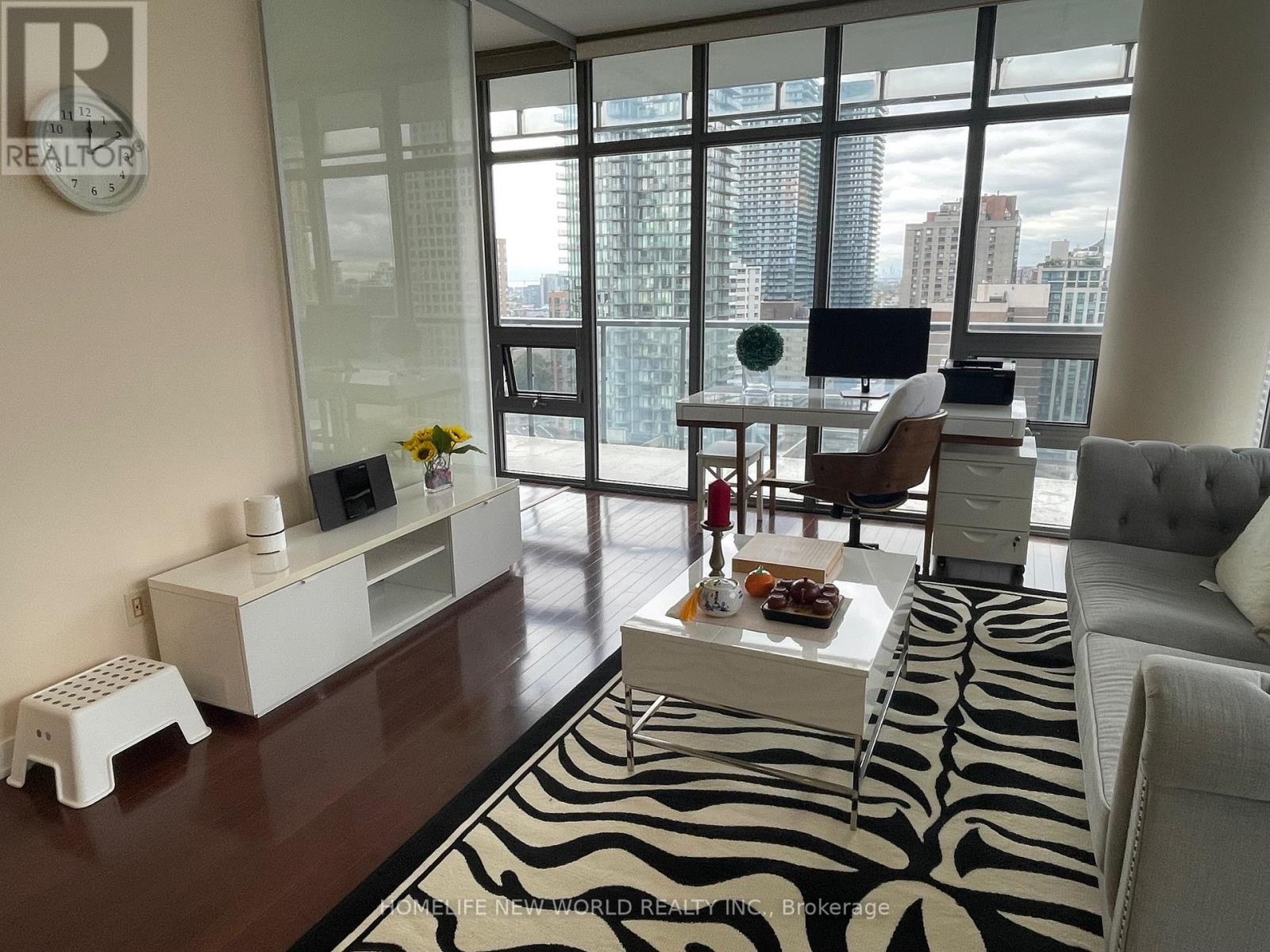 2109 - 33 Charles Street E, Toronto, Ontario  M4Y 0A2 - Photo 14 - C12450473