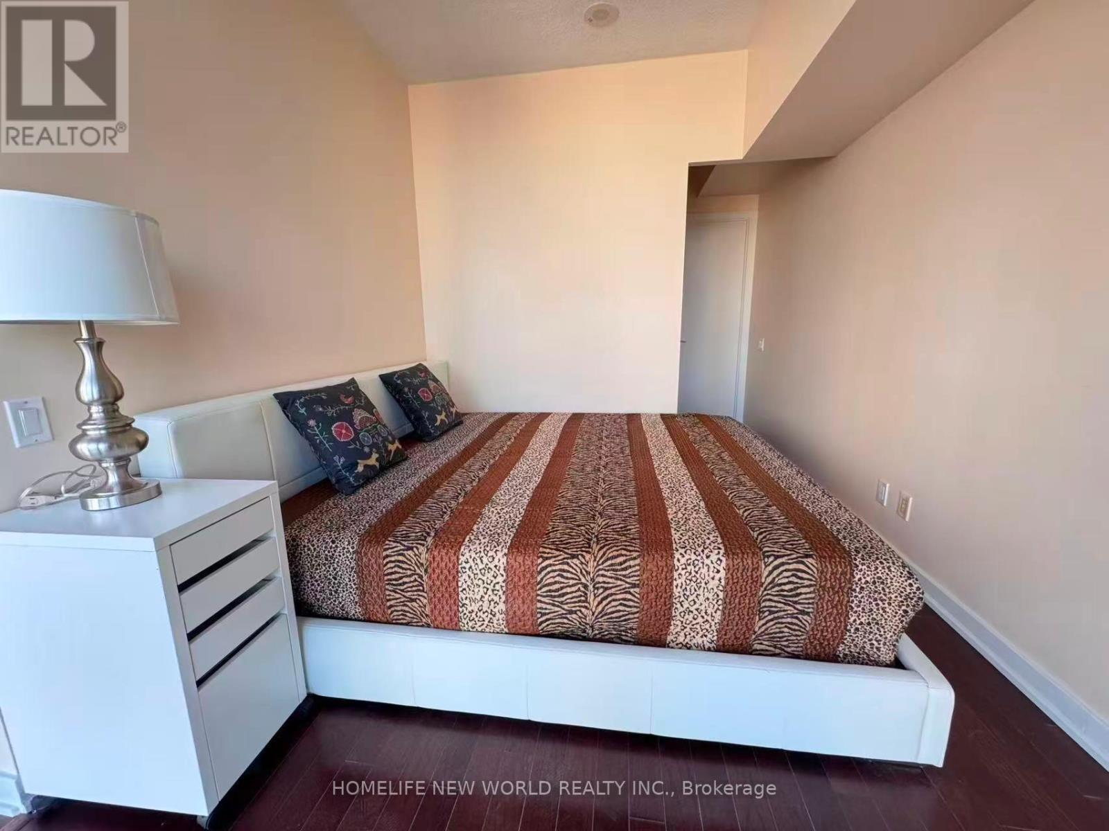 2109 - 33 Charles Street E, Toronto, Ontario  M4Y 0A2 - Photo 29 - C12450473