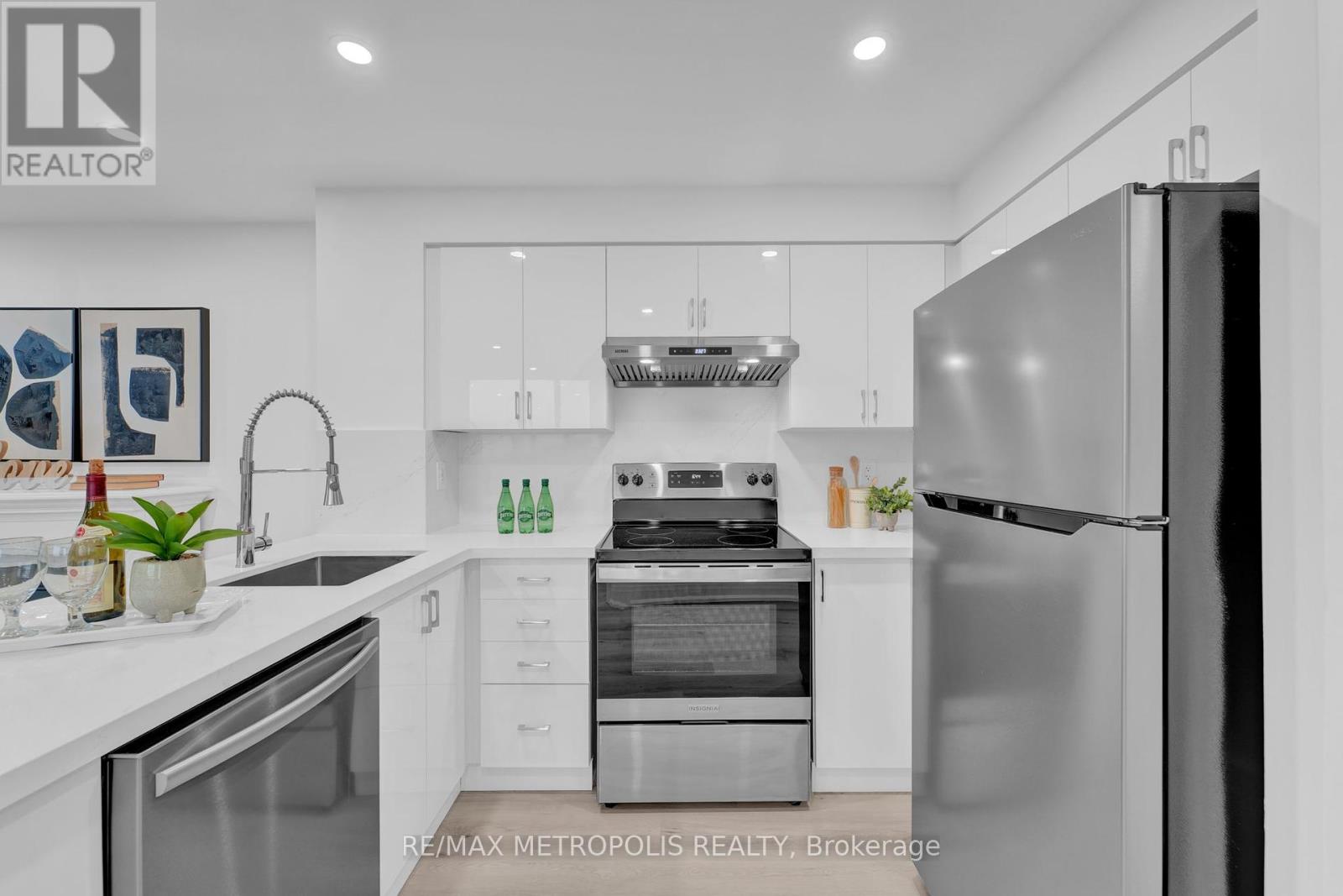 1504 - 76 Shuter Street, Toronto (Church-Yonge Corridor), Ontario  M5B 1B4 - Photo 13 - C12450487