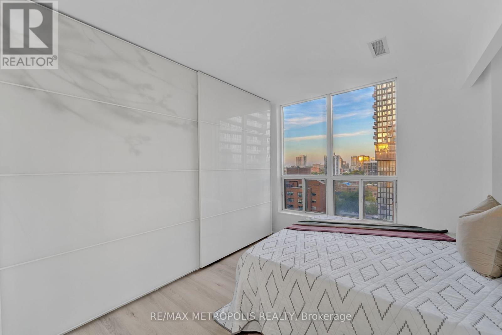 1504 - 76 Shuter Street, Toronto (Church-Yonge Corridor), Ontario  M5B 1B4 - Photo 16 - C12450487
