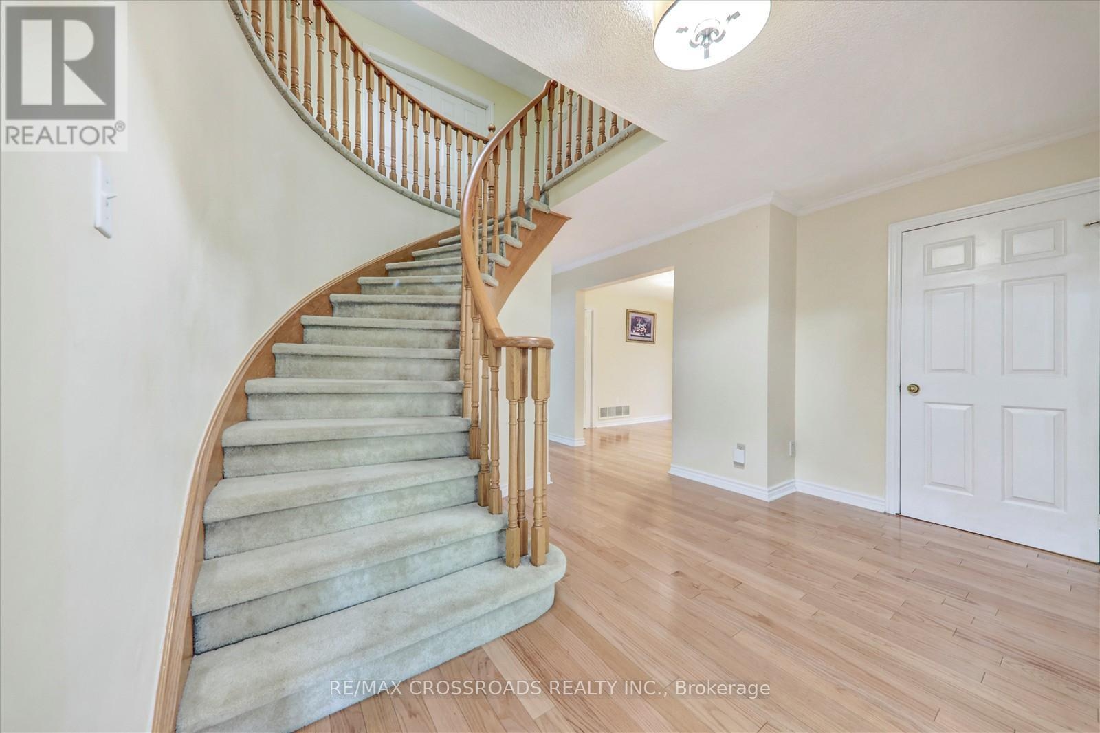 3993 Ellesmere Road, Toronto (Highland Creek), Ontario  M1C 1J3 - Photo 11 - E12450470