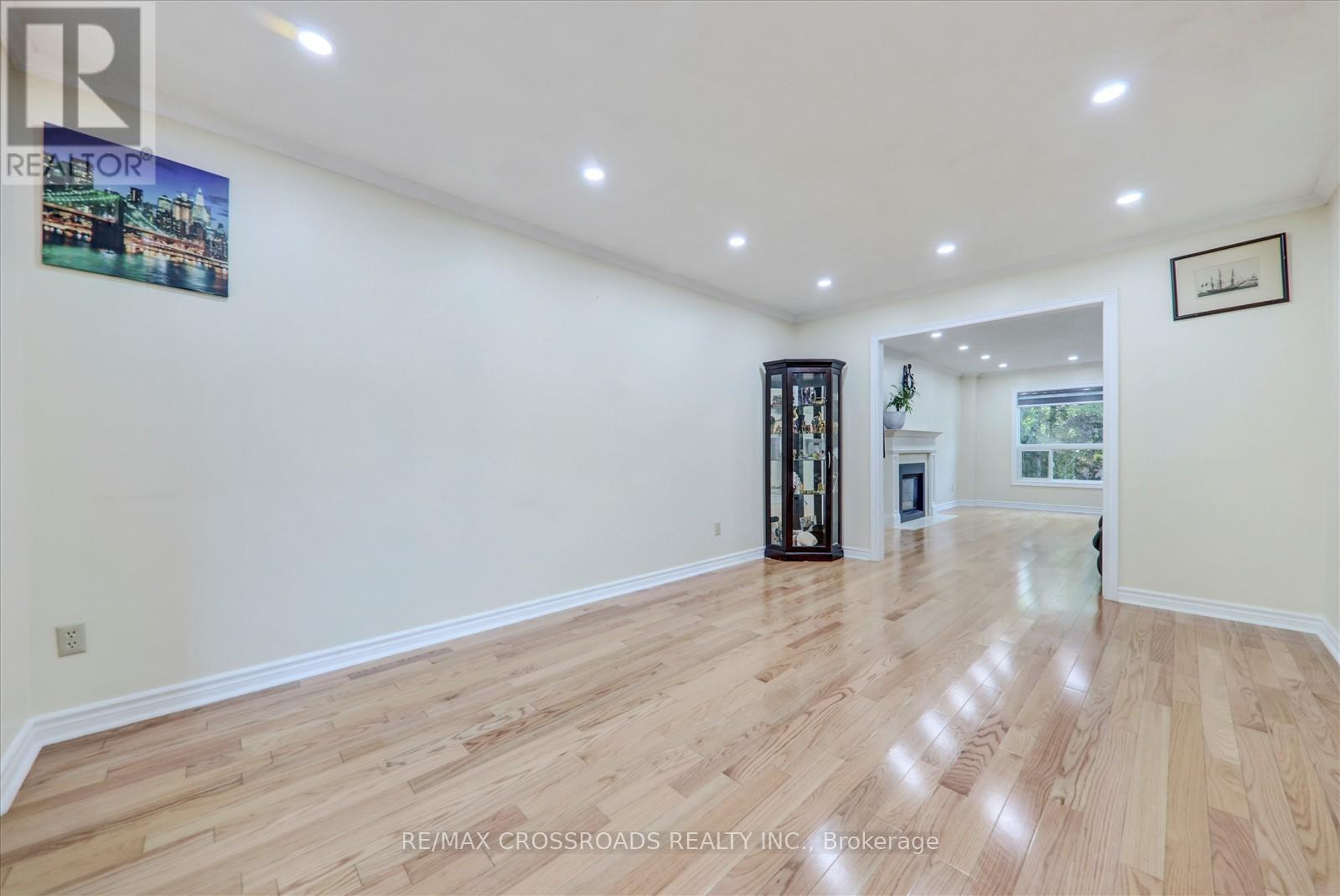 3993 Ellesmere Road, Toronto (Highland Creek), Ontario  M1C 1J3 - Photo 12 - E12450470
