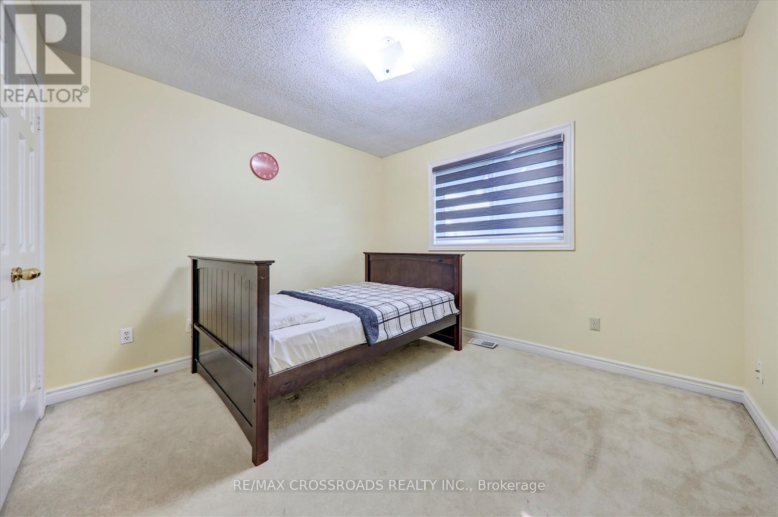 3993 Ellesmere Road, Toronto (Highland Creek), Ontario  M1C 1J3 - Photo 35 - E12450470
