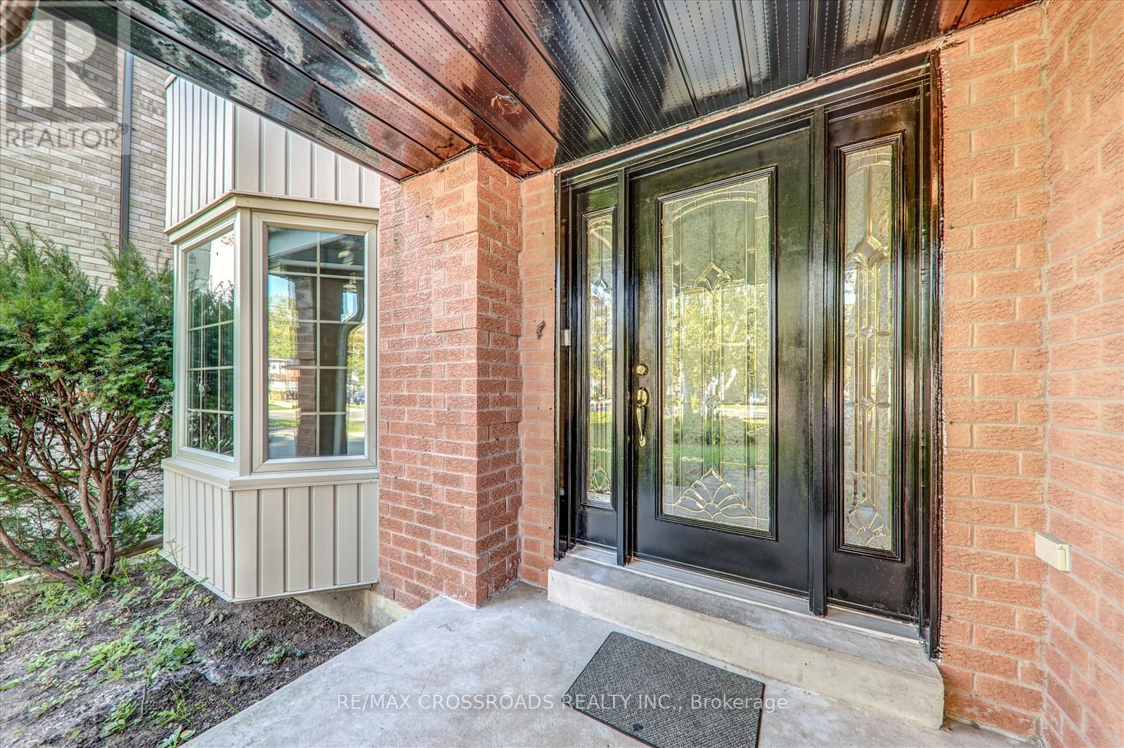 3993 Ellesmere Road, Toronto (Highland Creek), Ontario  M1C 1J3 - Photo 9 - E12450470