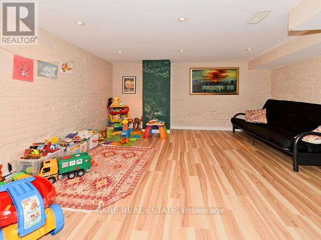 318 Riverdale Avenue, Toronto, Ontario  M4J 1A2 - Photo 16 - E12450490