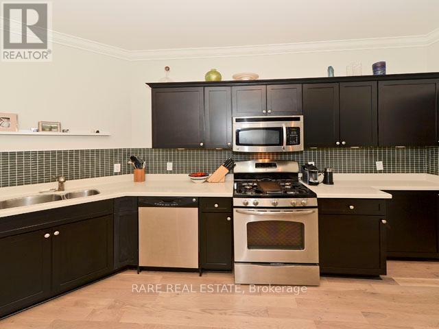 318 Riverdale Avenue, Toronto, Ontario  M4J 1A2 - Photo 8 - E12450490