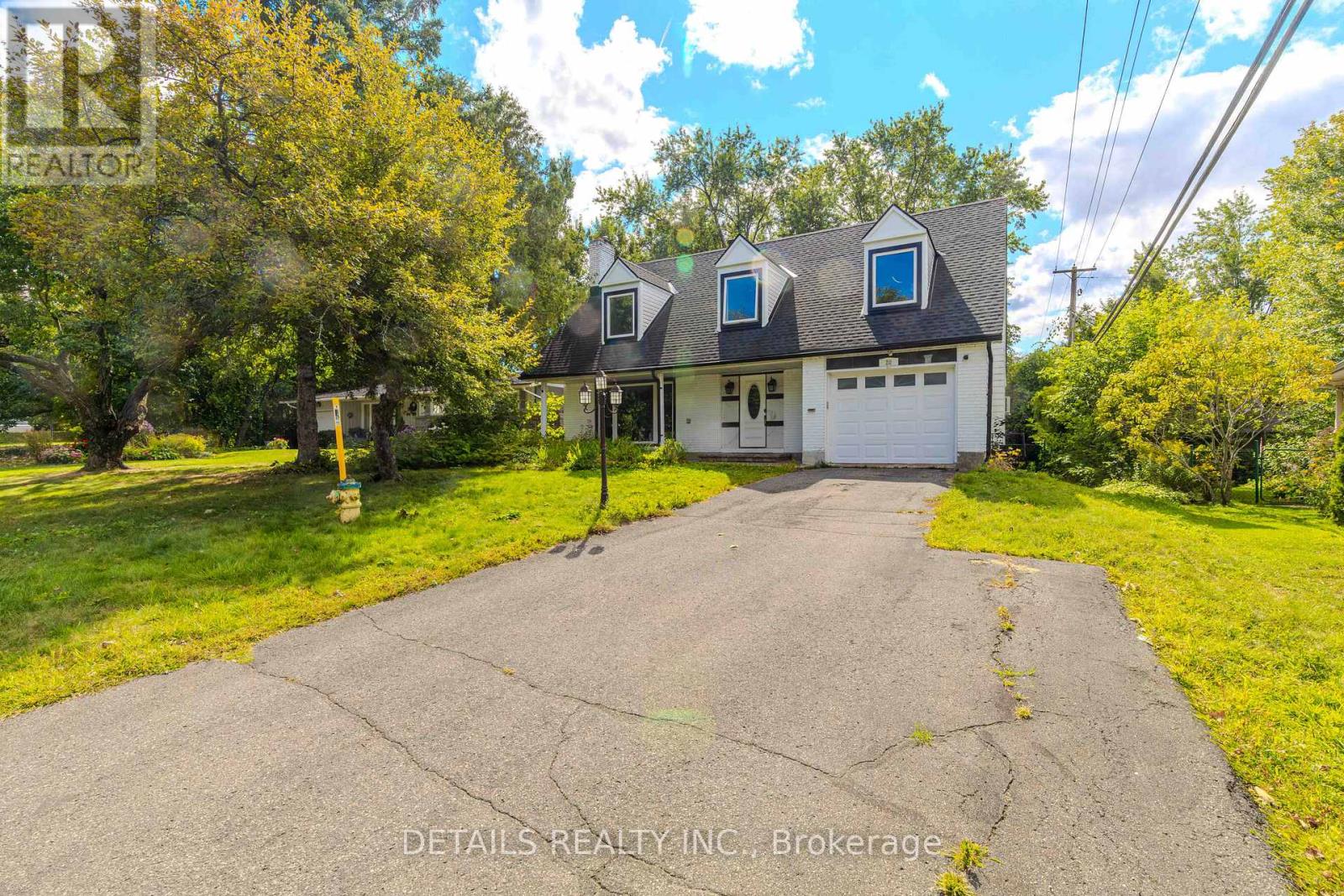 20 TRILLIUM AVENUE E, Ottawa, Ontario