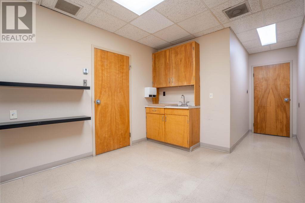 955 Queen St E # 108, Sault Ste. Marie, Ontario  P6A 2C3 - Photo 7 - SM252896