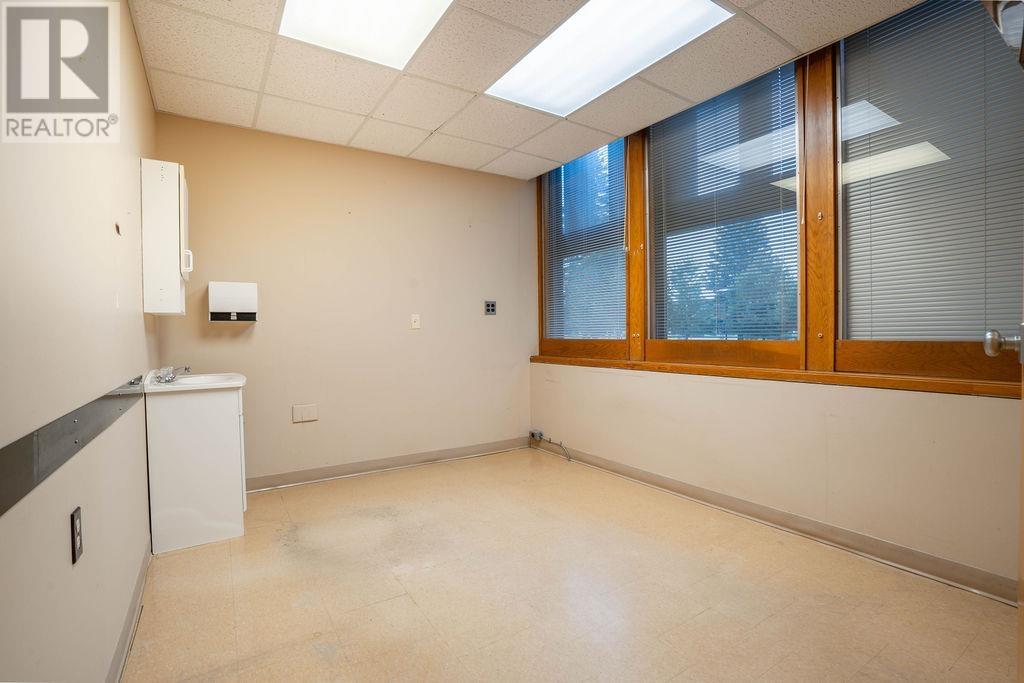955 Queen St E # 108, Sault Ste. Marie, Ontario  P6A 2C3 - Photo 9 - SM252896