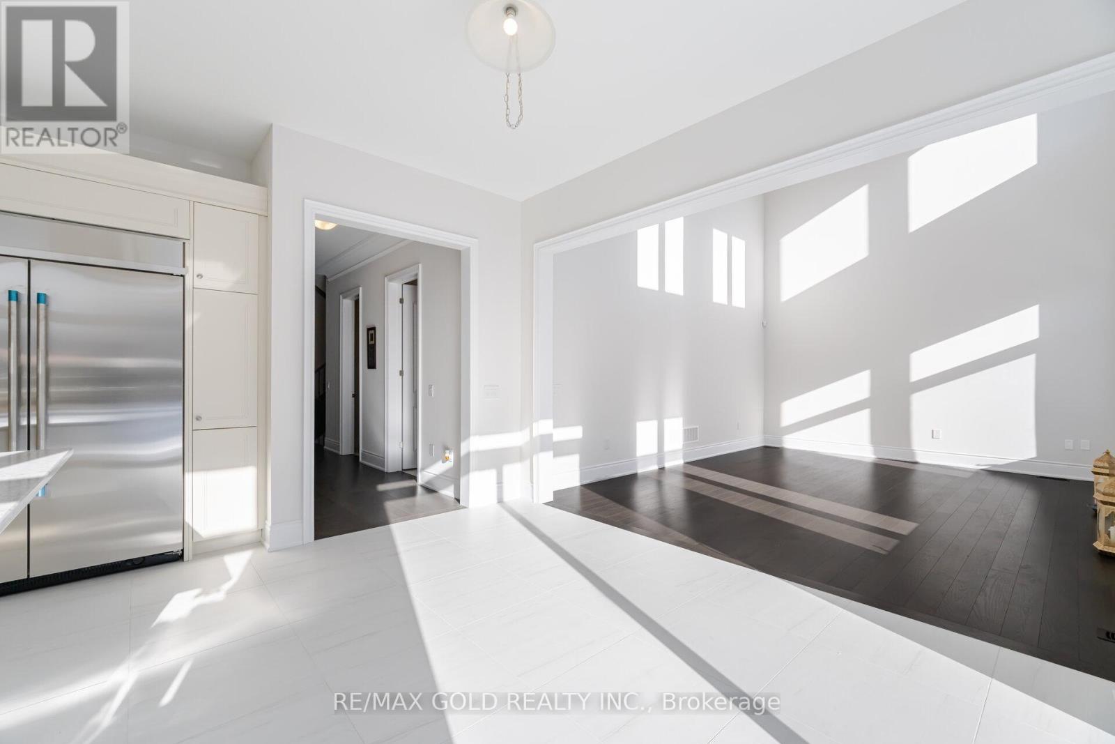 82 Raspberry Ridge Avenue, Caledon, Ontario  L7C 4N2 - Photo 18 - W12326980