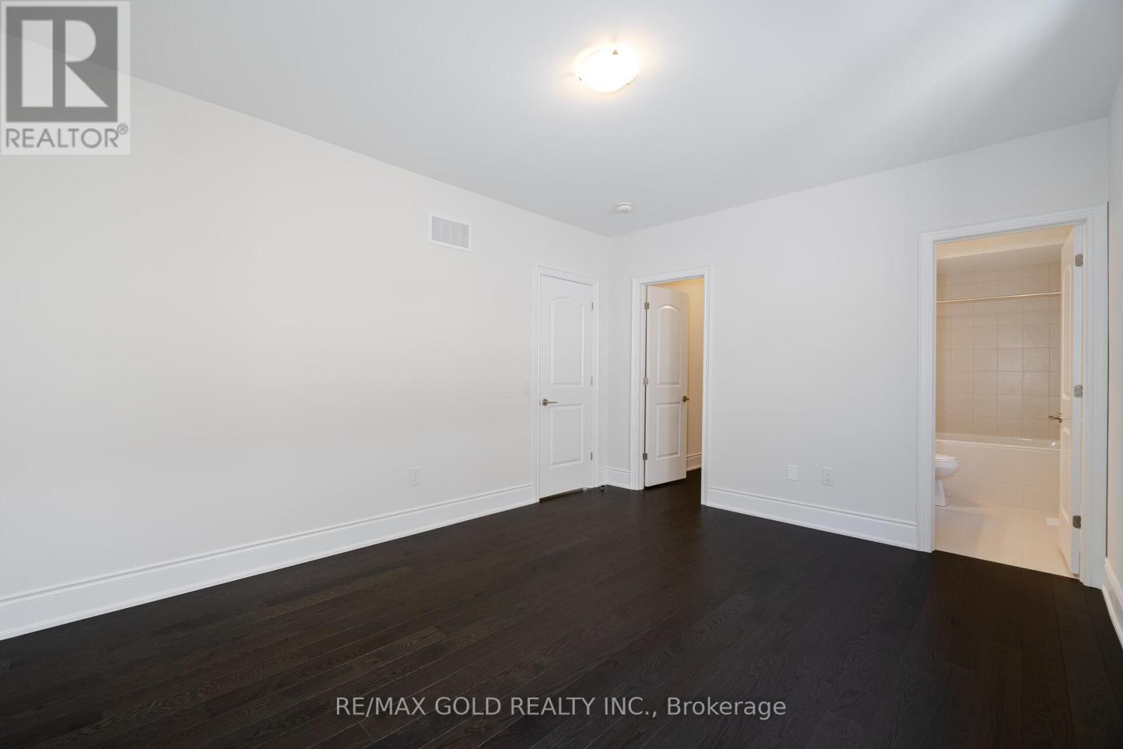 82 Raspberry Ridge Avenue, Caledon, Ontario  L7C 4N2 - Photo 34 - W12326980