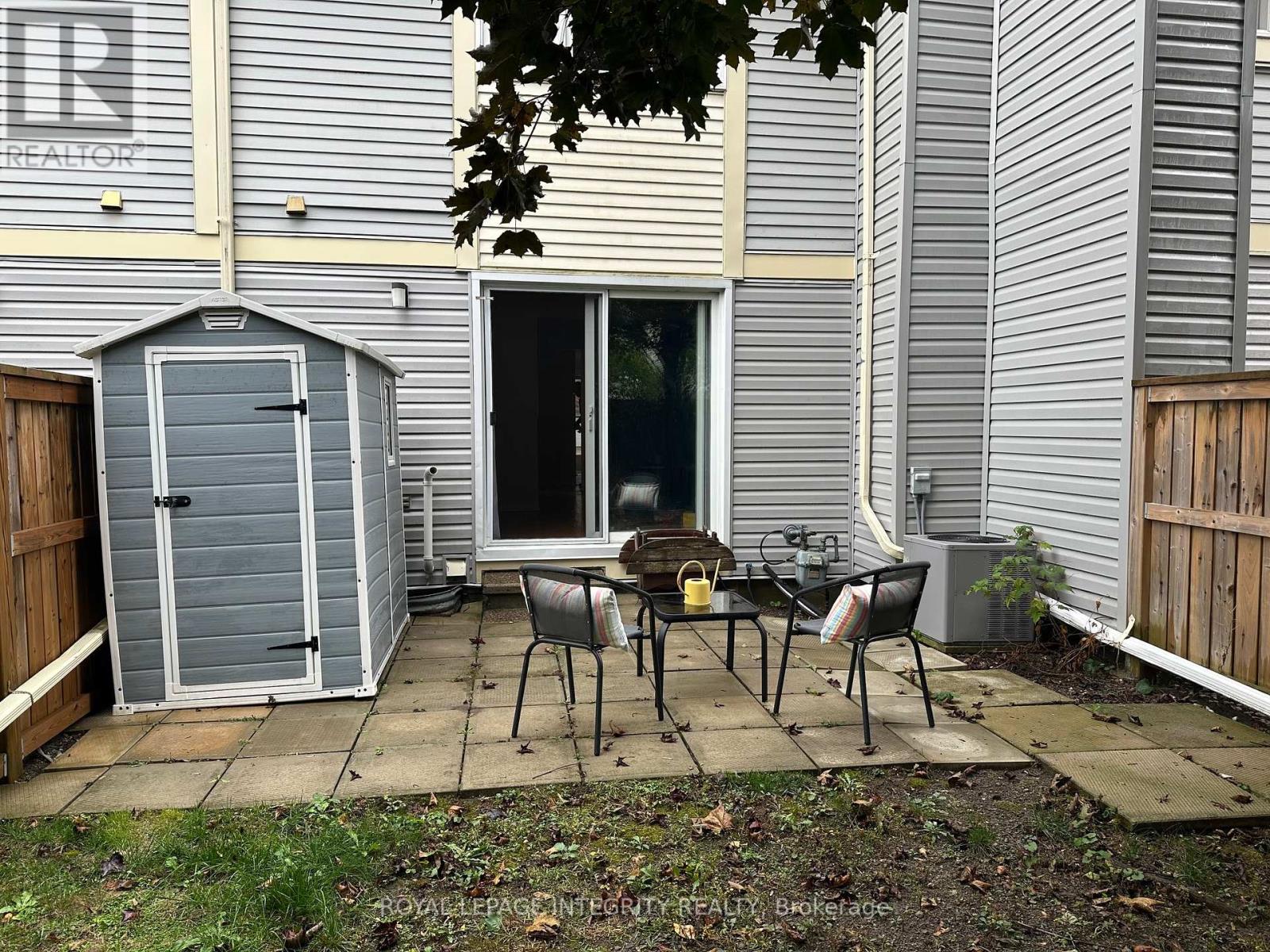 30 Bujold Court, Ottawa, Ontario  K2L 3N5 - Photo 27 - X12450279