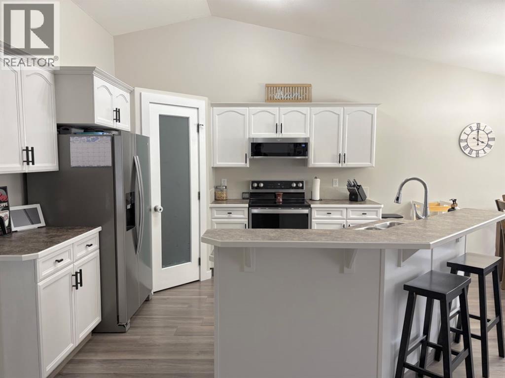 6009 43 Avenue Close, Rocky Mountain House, Alberta  T4T 1W3 - Photo 6 - A2261750