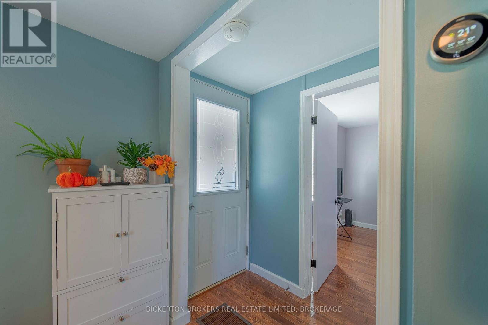 140 Georgiana Street, Gananoque, Ontario  K7G 1M4 - Photo 14 - X12450566