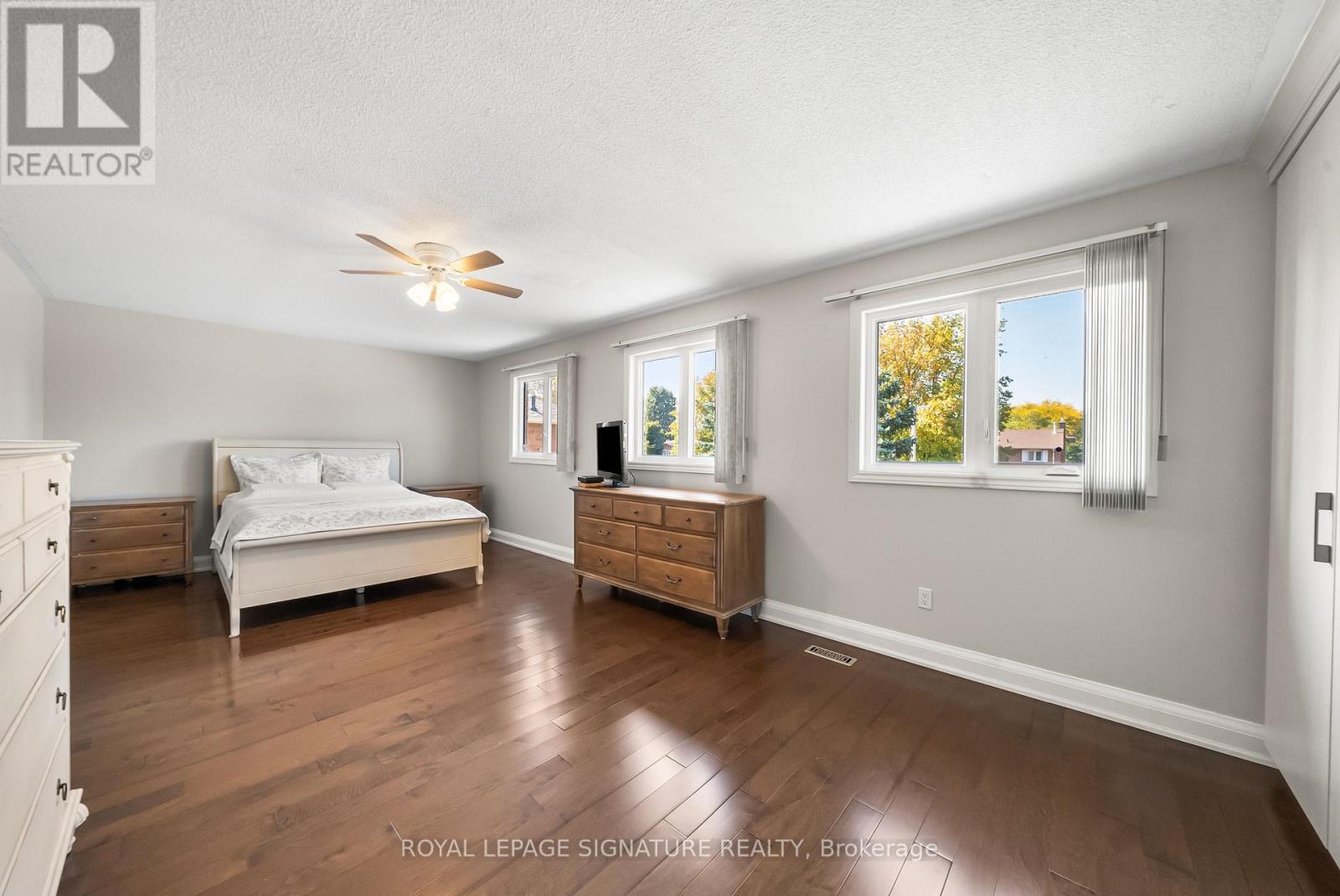 21 Sonny Street, Vaughan, Ontario  L6A 1B7 - Photo 19 - N12450459