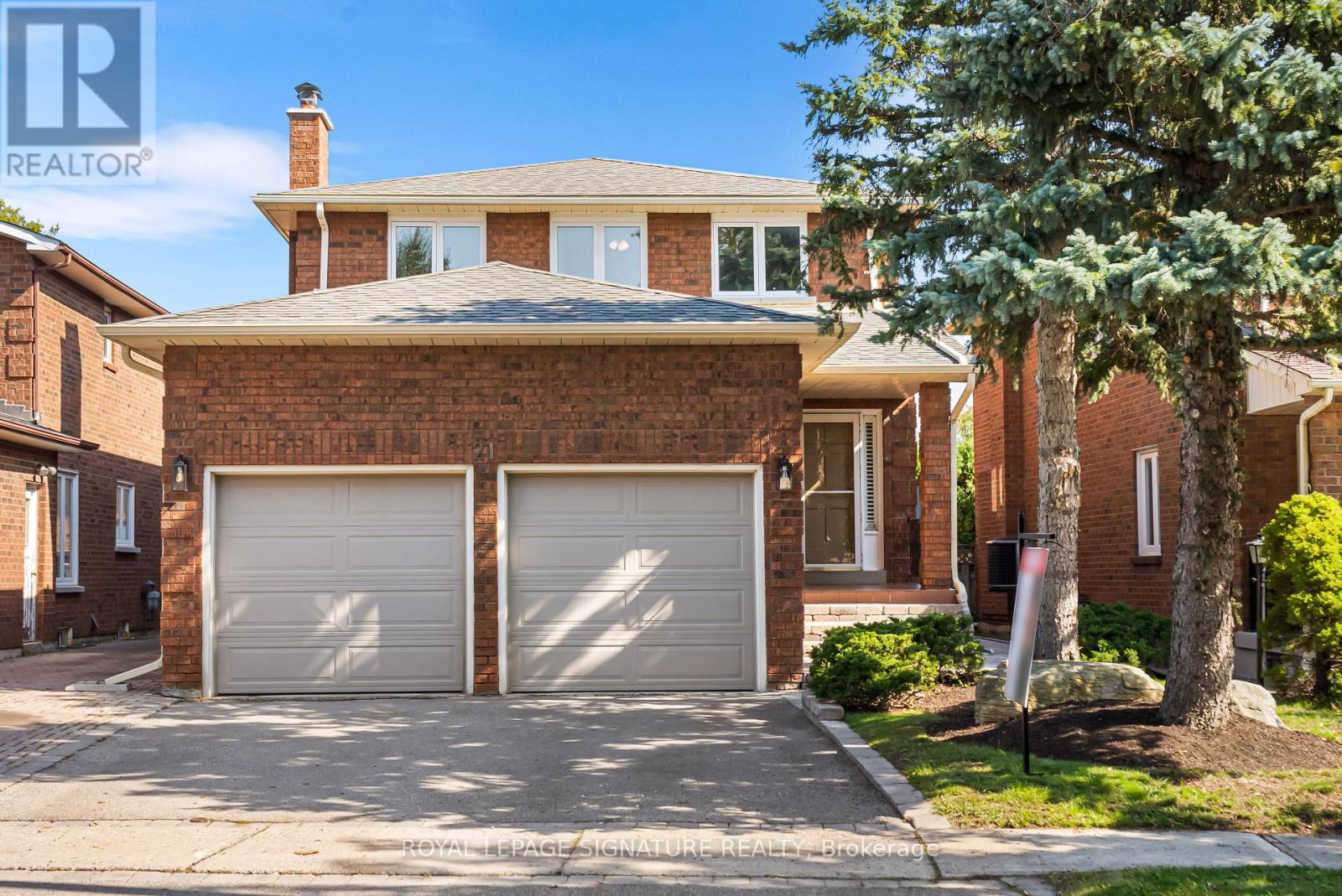 21 Sonny Street, Vaughan, Ontario  L6A 1B7 - Photo 2 - N12450459