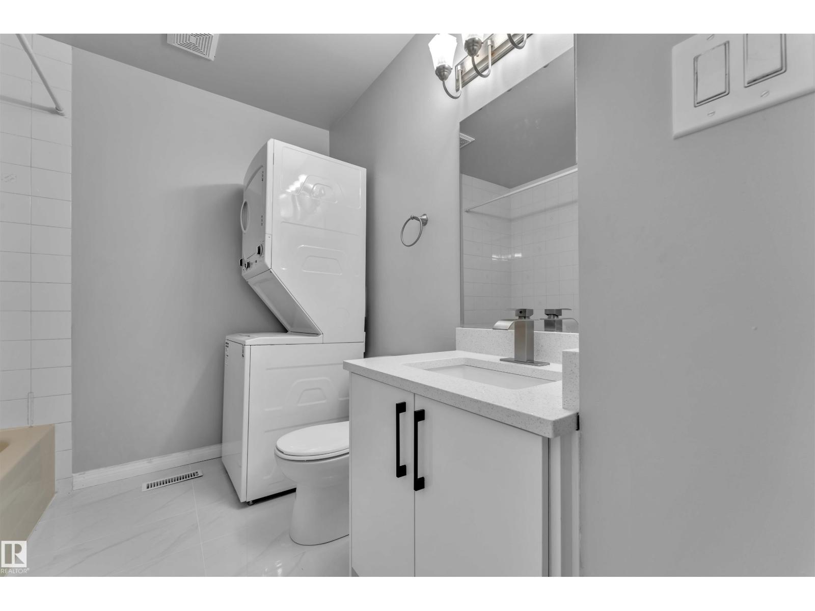 756 Johns Rd Nw, Edmonton, Alberta  T6L 6P2 - Photo 13 - E4461206