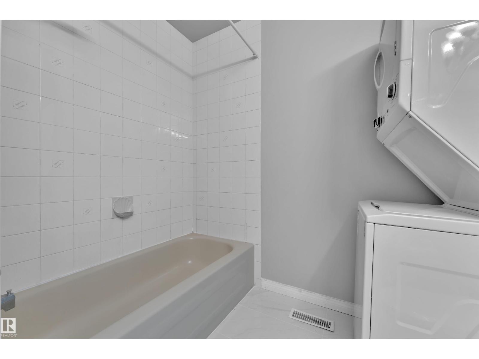 756 Johns Rd Nw, Edmonton, Alberta  T6L 6P2 - Photo 14 - E4461206