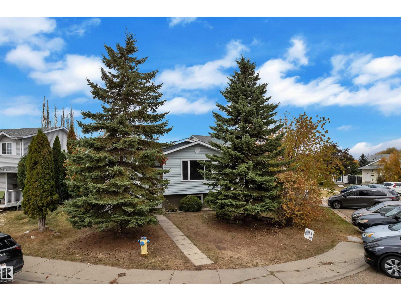 756 Johns Rd Nw, Edmonton, Alberta  T6L 6P2 - Photo 3 - E4461206