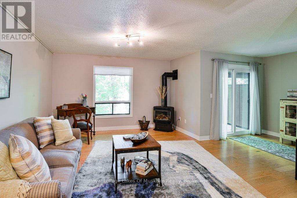 87 Southbank Drive, Bracebridge, Ontario  P1L 1G2 - Photo 19 - X12349691