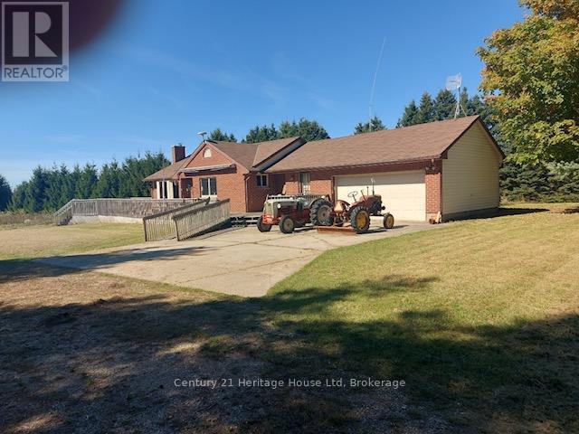 7174 HIGHWAY 6, Mapleton, Ontario