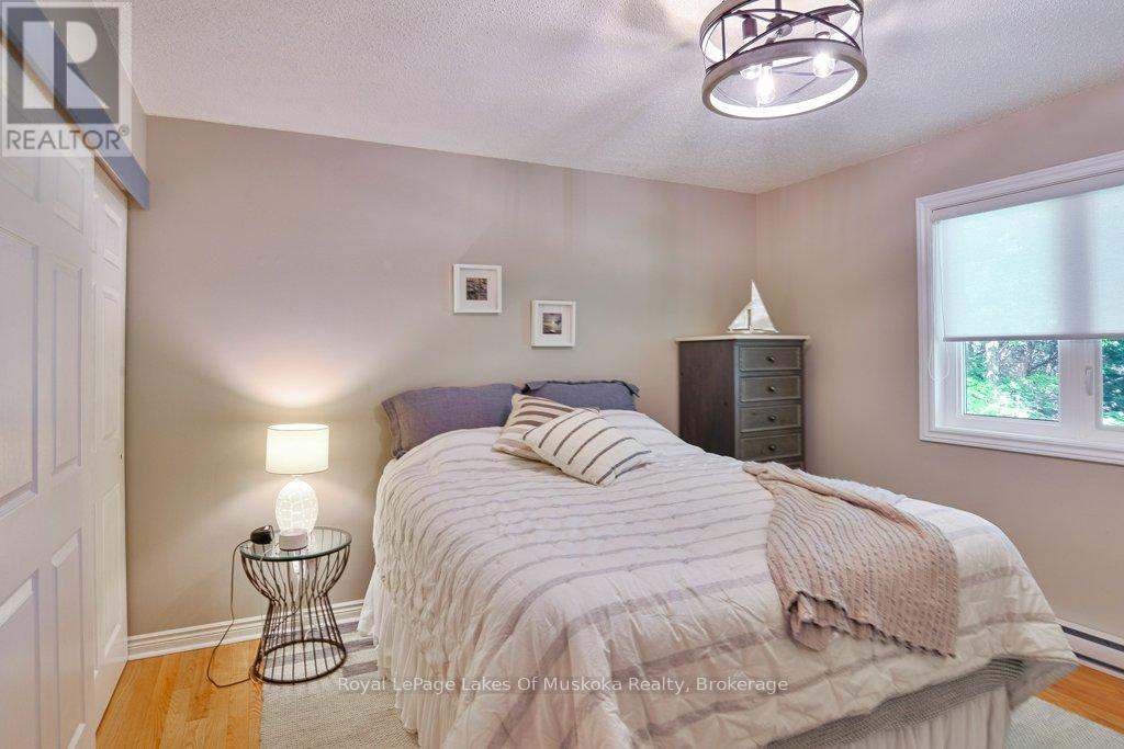87 Southbank Drive, Bracebridge, Ontario  P1L 1G2 - Photo 15 - X12349691