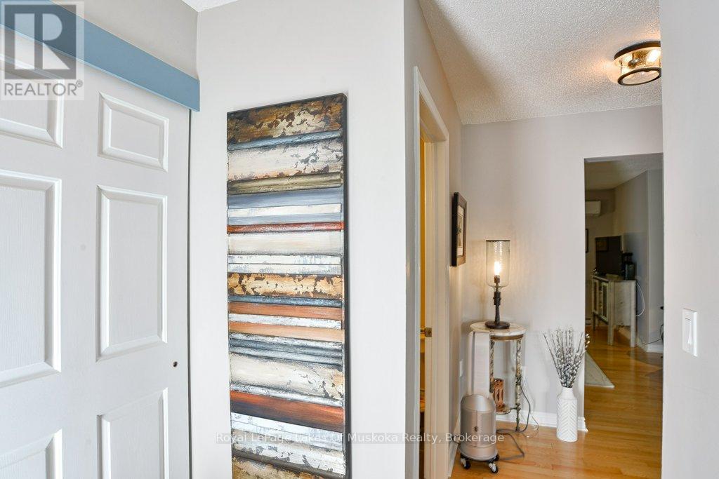87 Southbank Drive, Bracebridge, Ontario  P1L 1G2 - Photo 5 - X12349691