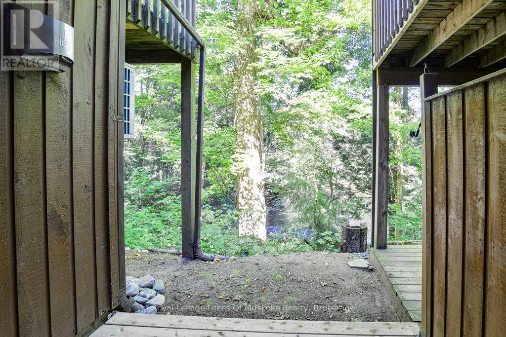 87 Southbank Drive, Bracebridge, Ontario  P1L 1G2 - Photo 22 - X12349691