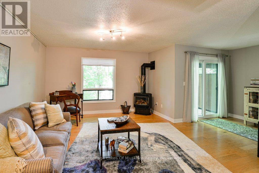 87 Southbank Drive, Bracebridge, Ontario  P1L 1G2 - Photo 20 - X12349691