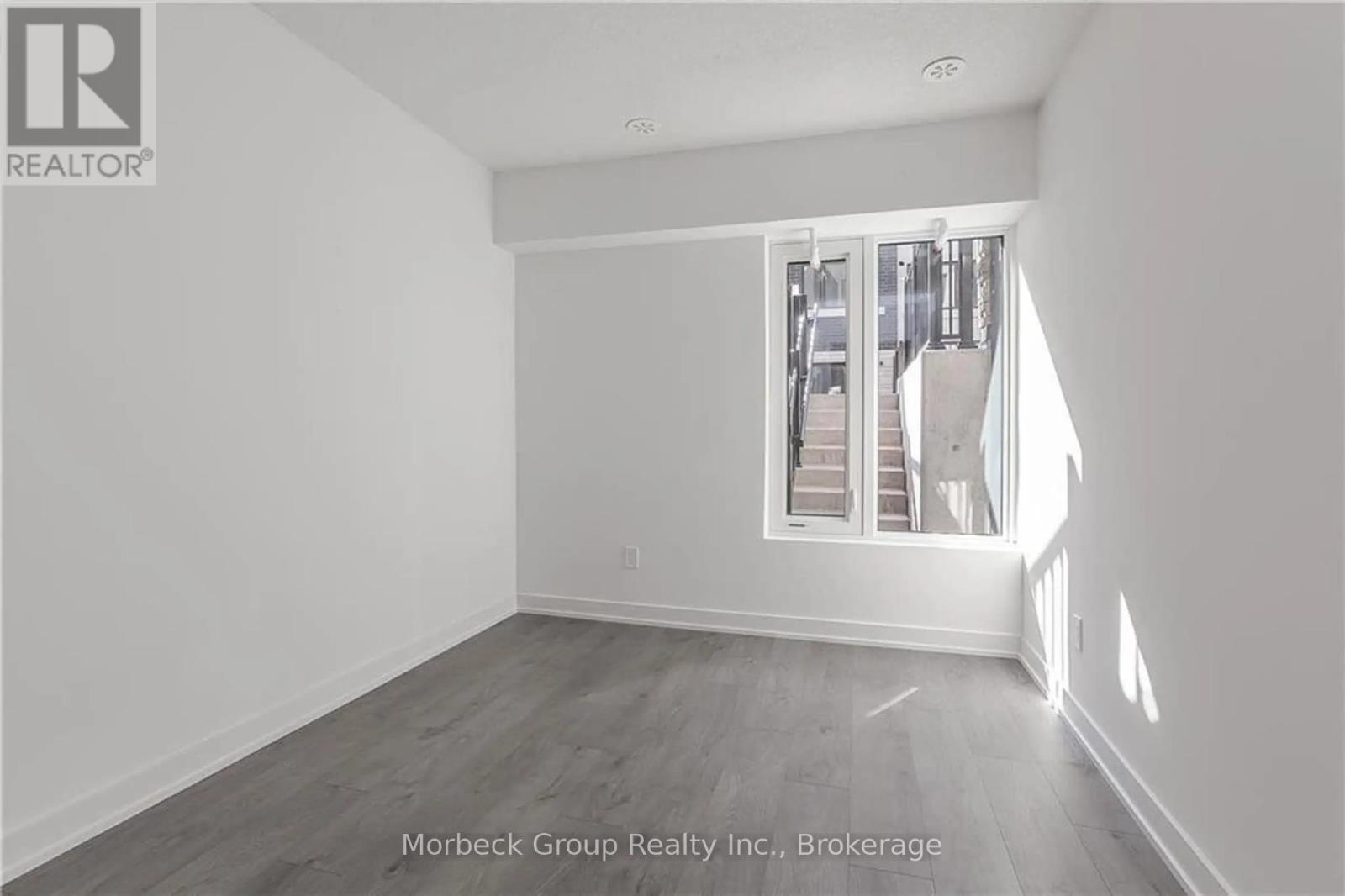101 - 1135 Cooke Boulevard, Burlington, Ontario  L7T 0C3 - Photo 16 - W12450509