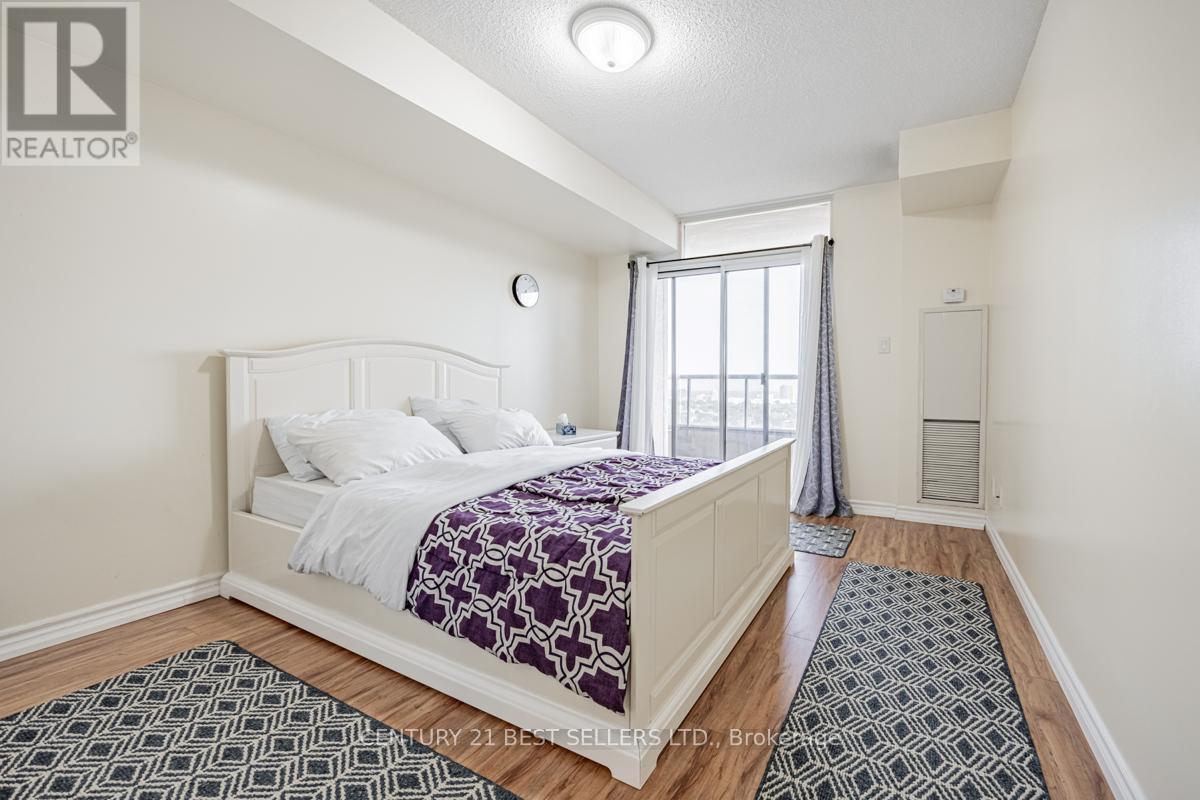 1715 - 3880 Duke Of York Boulevard, Mississauga, Ontario  L5B 4M7 - Photo 16 - W12450444