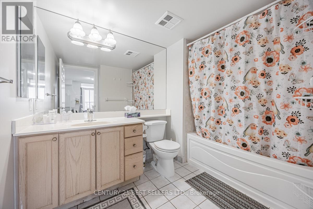 1715 - 3880 Duke Of York Boulevard, Mississauga, Ontario  L5B 4M7 - Photo 19 - W12450444